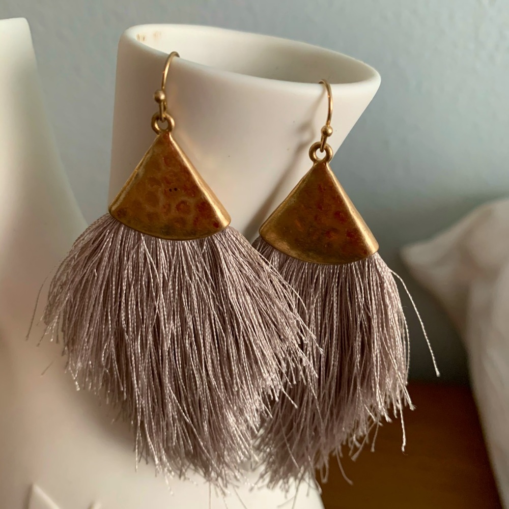 Fluttery feather earrings